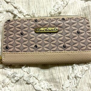 Gloria Vanderbilt wallet